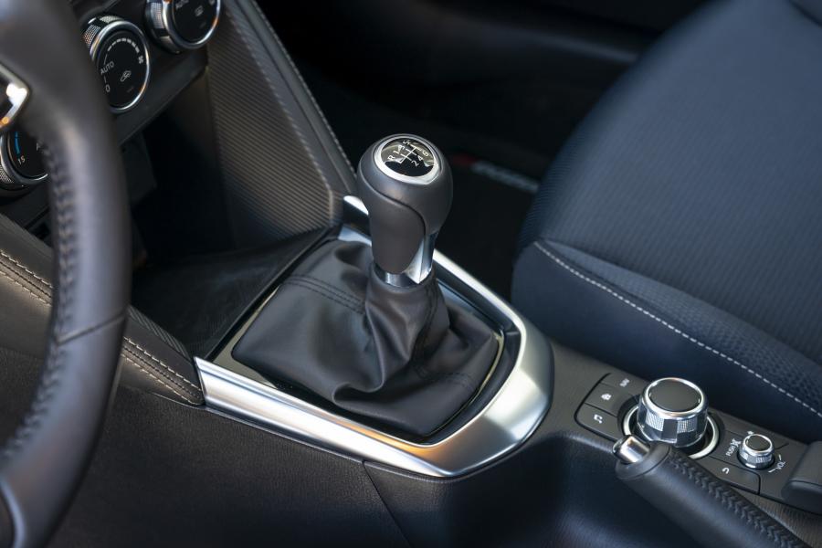 Детали интерьера Mazda2 (DJ) 2020 года  (WW) (фото 84 из 103)
